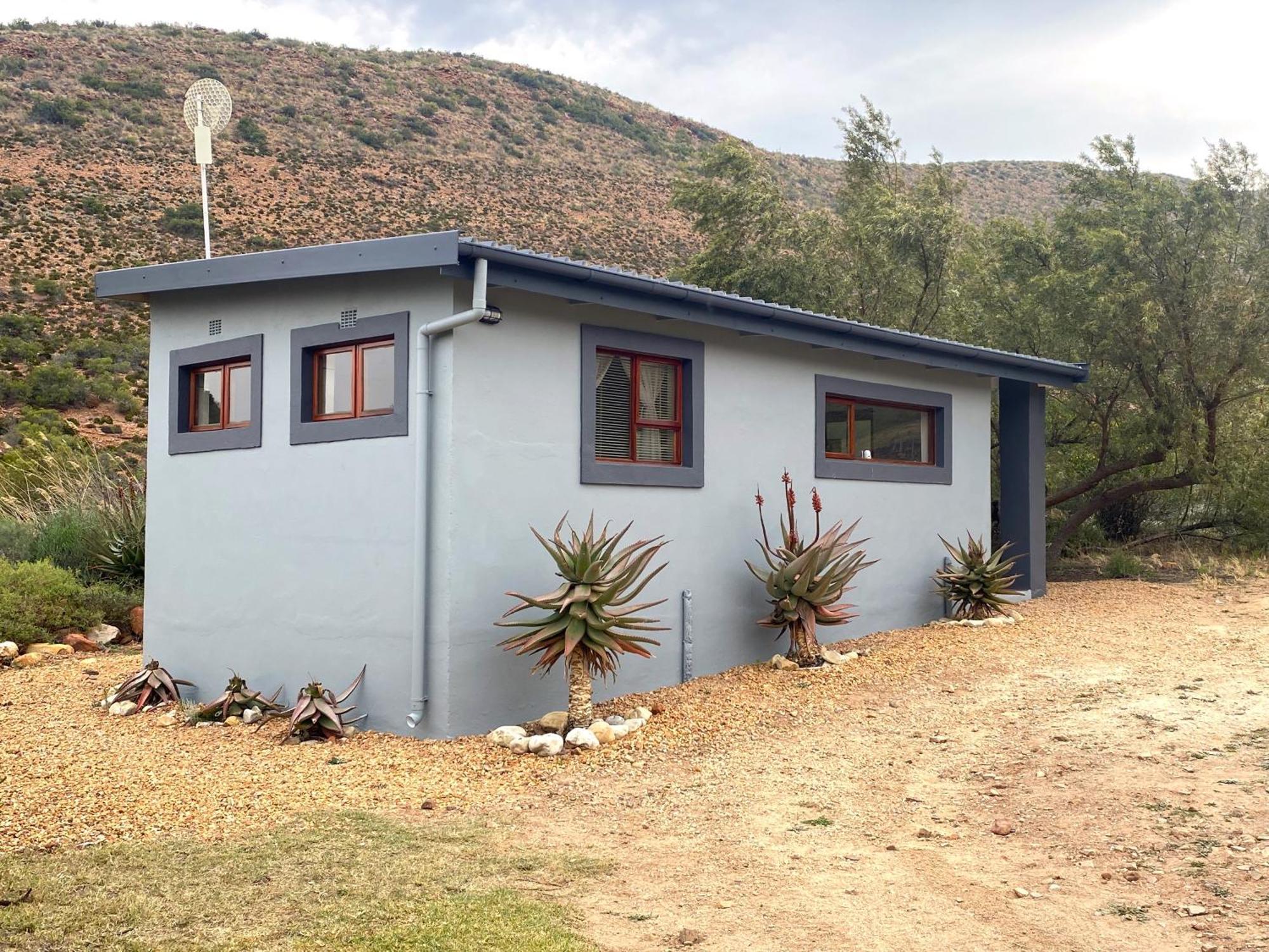 فندق لاديسميثفي  Oaksrest Vineyards Guest Farm المظهر الخارجي الصورة